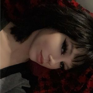 Meet your Posher, Lily